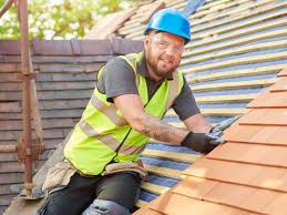 Best Roof Insulation Installation  in Broken Bow, NE